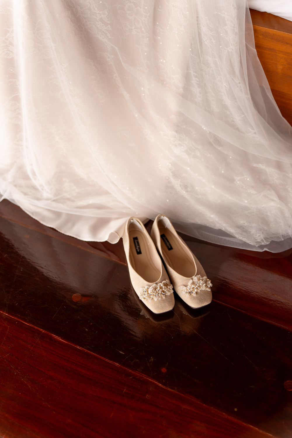 Couple photographed after their wedding ceremony in Pattaya